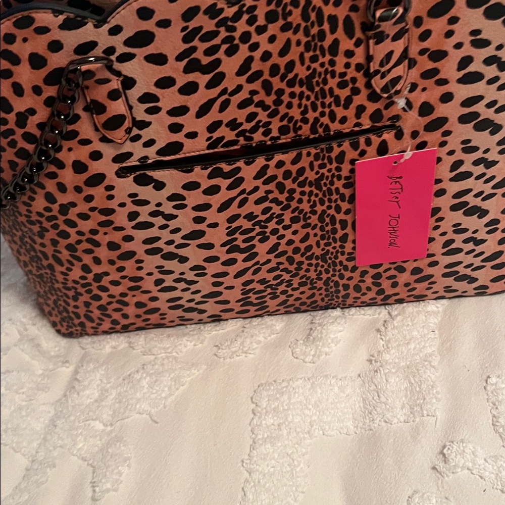 Betsy Johnson In the Prowl Leopard Print Tote Bag - Picture 3 of 9